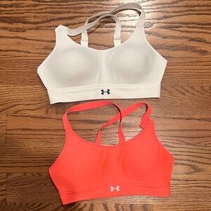 Under Armour Continuum Mid White and Bright Coral Sports Bras, Size Small